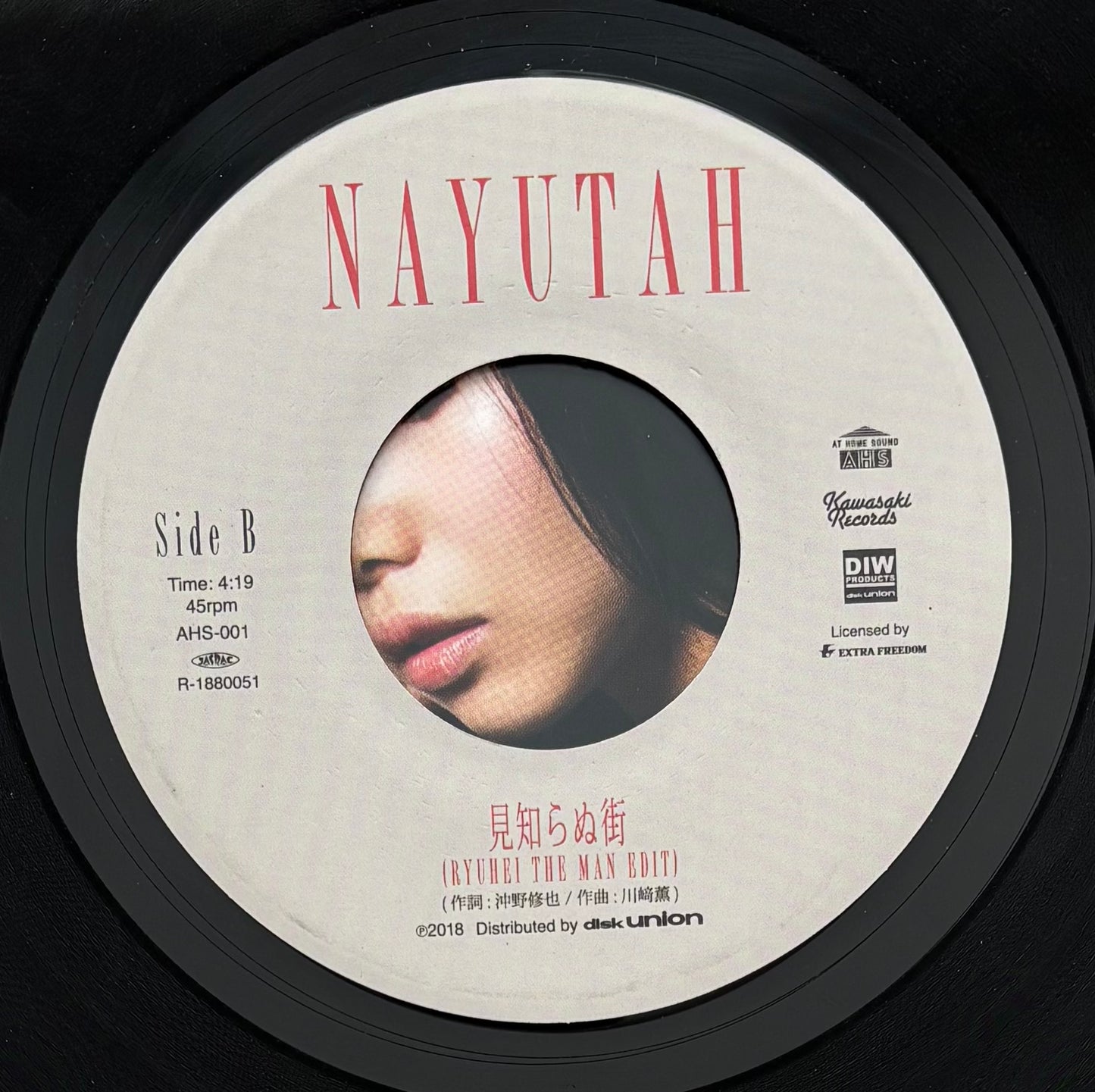 Nayutah “Girl” (Muro edit) c/w “見知らぬ街” (Ryuhei The Man edit) 2018