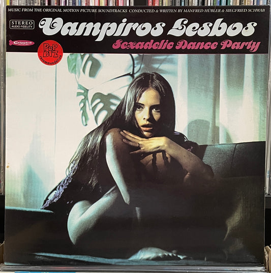 Vampiros Lesbos (1995)